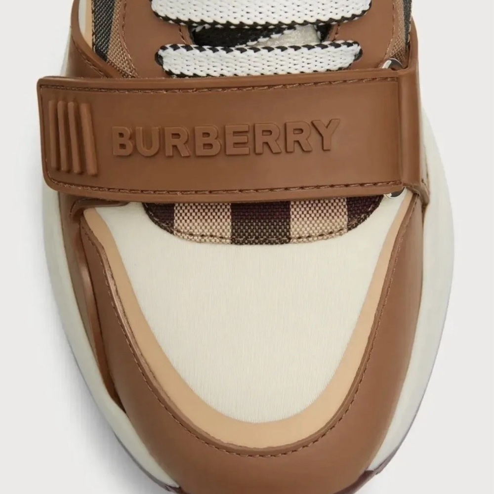 Burberry Ramsey Black/White shoes - Picture 6 of 6